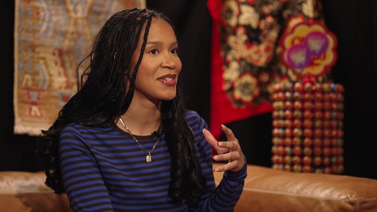 Zwischen zwei Welten: Luna Simao über ihre Identität & Musik