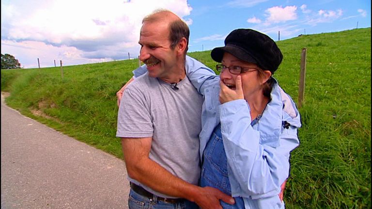 Staffel 06 - Folge 09: KickOff