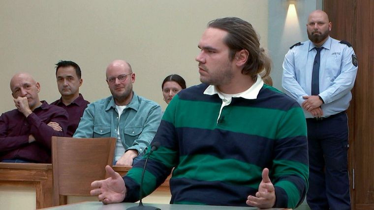 Familienvater stellt vermeintlichen Einbrecher - War es der Liebhaber seiner Frau?