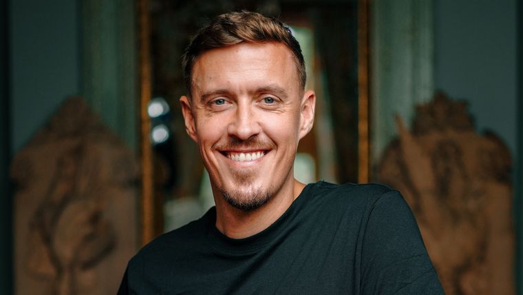 "Meine Frau sagt, ich bin der beste Lügner" - Ex-Fussballer Max Kruse geht als selbsternannter Lügen-Profi aufs Spielfeld