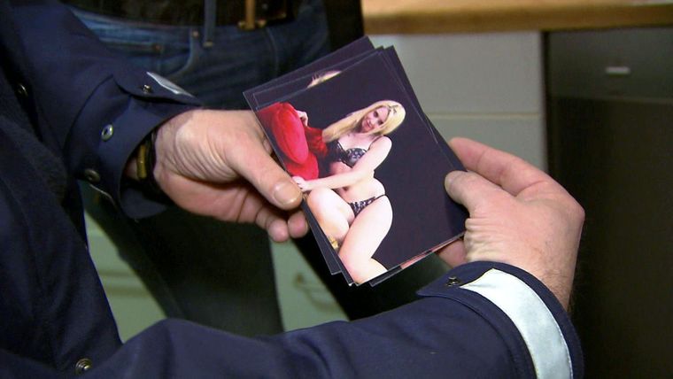 Mutter des Ex greift Hochschwangere an / Minderjährige Tochter lässt Erotikfotos machen