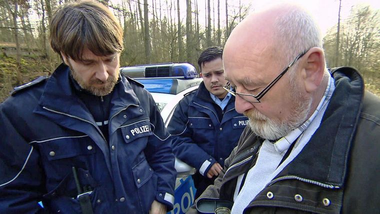 Vogelbeobachter filmt Entführung
