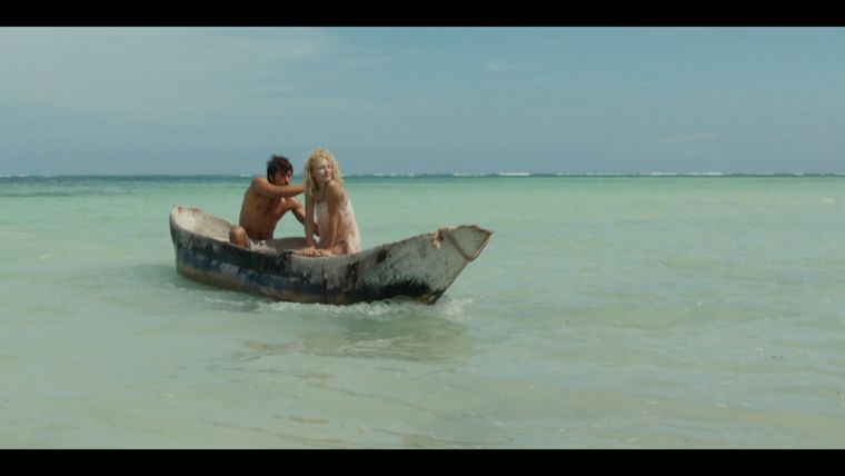 Krieg und der kristallklare Ozean