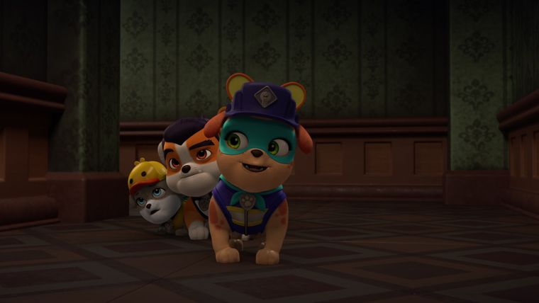 Die Crew repariert ein Spukhaus / Die Crew baut ein Fledermaus-Haus