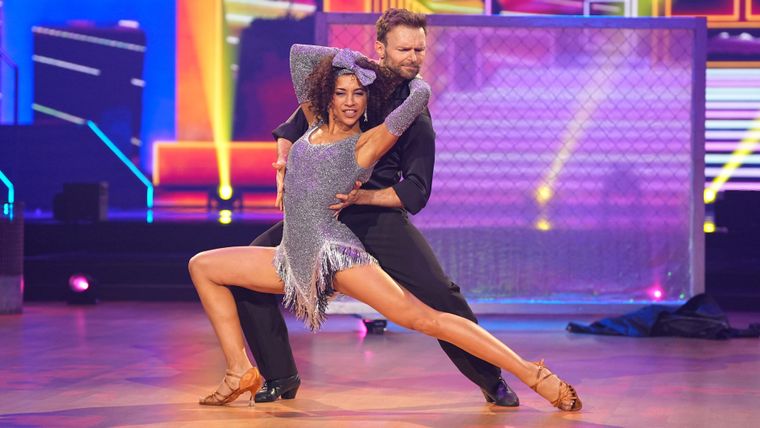 Show 4: Nadja Benaissa