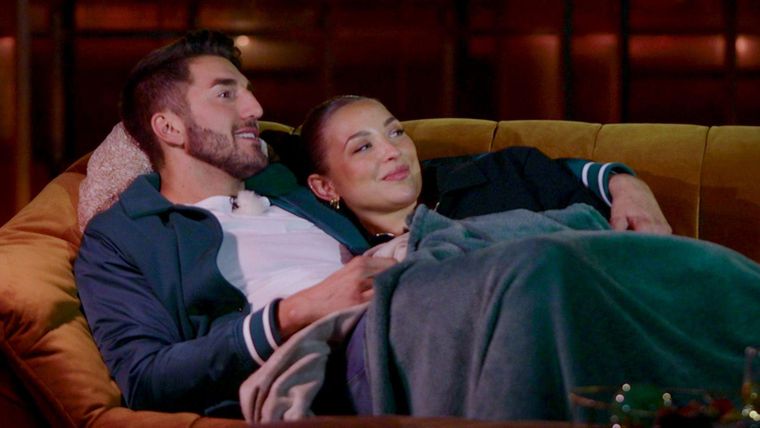 Folge 3 - Rangeln um die Rosen