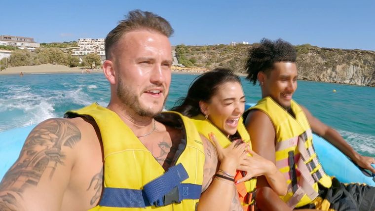 Staffel 01 - Folge 13: Ein Liebesdreieck und schwere Entscheidungen