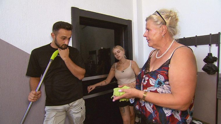 Der Grossputz im Ferienhaus eskaliert!