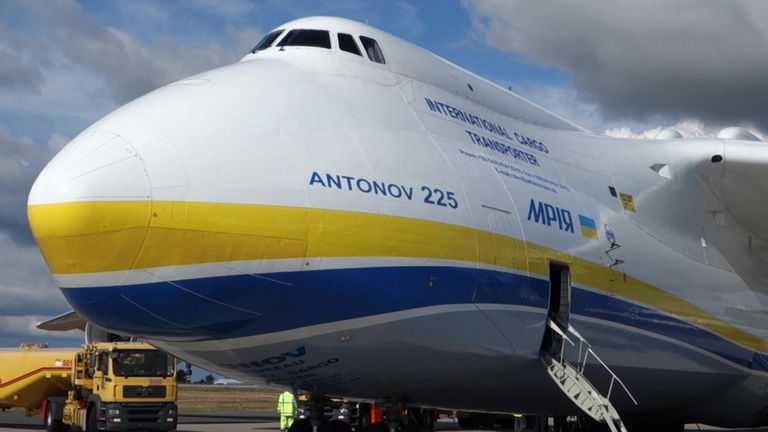 Frachtflugzeug Antonov AN-225