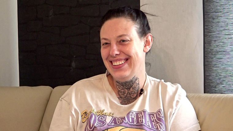 Hals-Tattoo