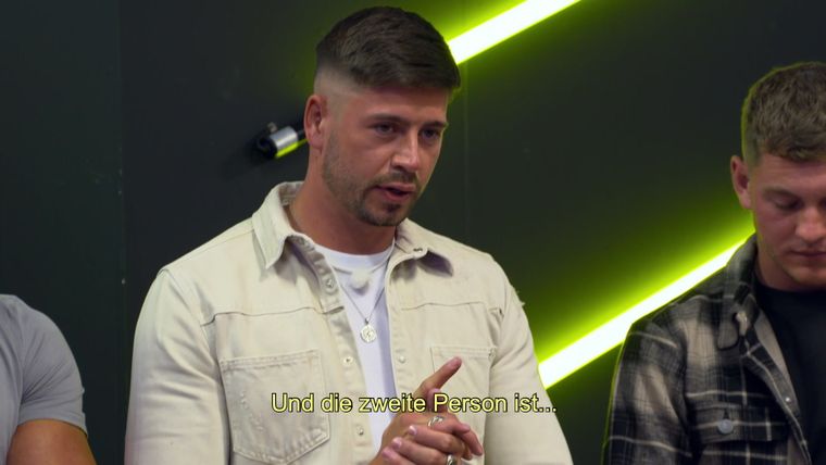 Louis kriegt den Abschiedskuss
