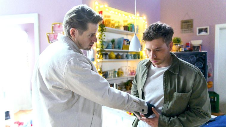 Yannick glaubt zunächst, Casper losgeworden zu sein