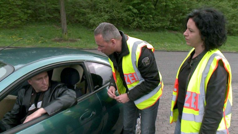 Rasanter Briefträger schneidet die Polizei